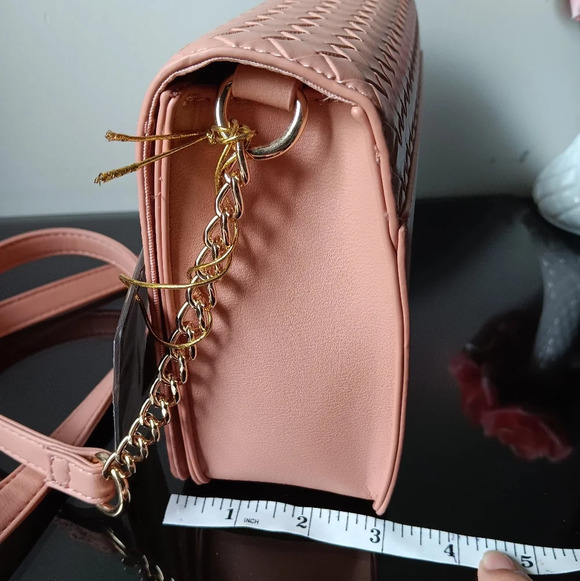 Crossi new york bag, crossbody, new with tags, coral color. - Picture 10 of 12